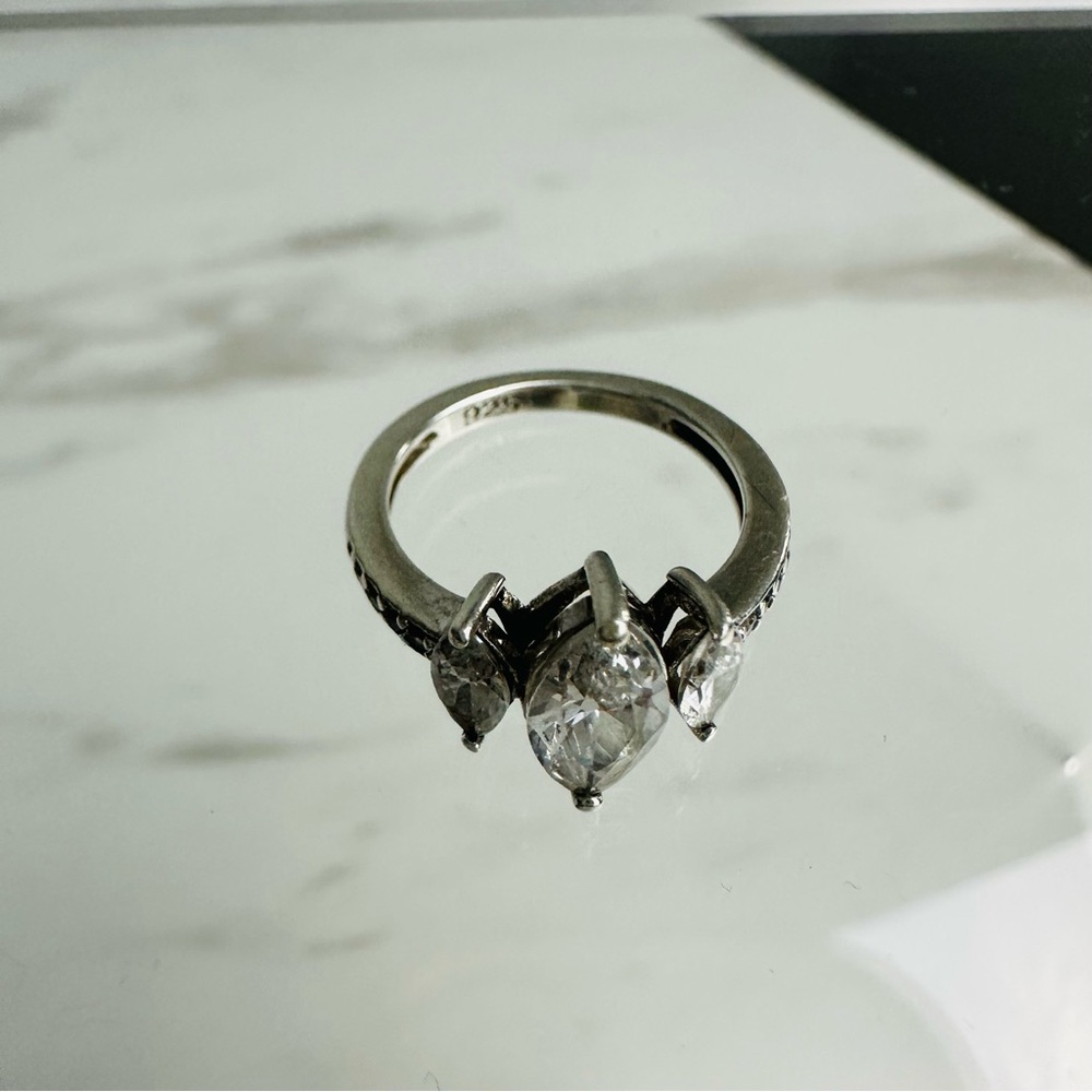 925 Sterling Silver Marquise CZ and Pave Ring – Elegant Three-Stone Design - Picture 9 of 10